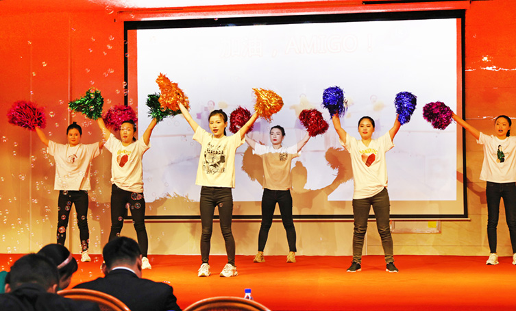 ?；⒂海盍`放！天泉藥業(yè)2022年春節(jié)聯(lián)歡會(huì)激情上演！